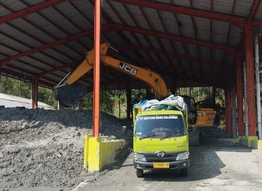 Sludge handling for Tank D-01-5